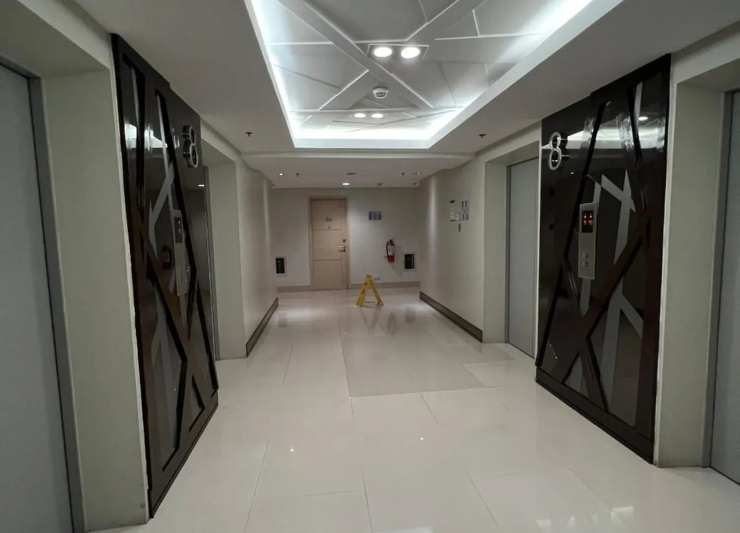 Sea Residences Mall Of Asia Christian And Jona Manila Daire