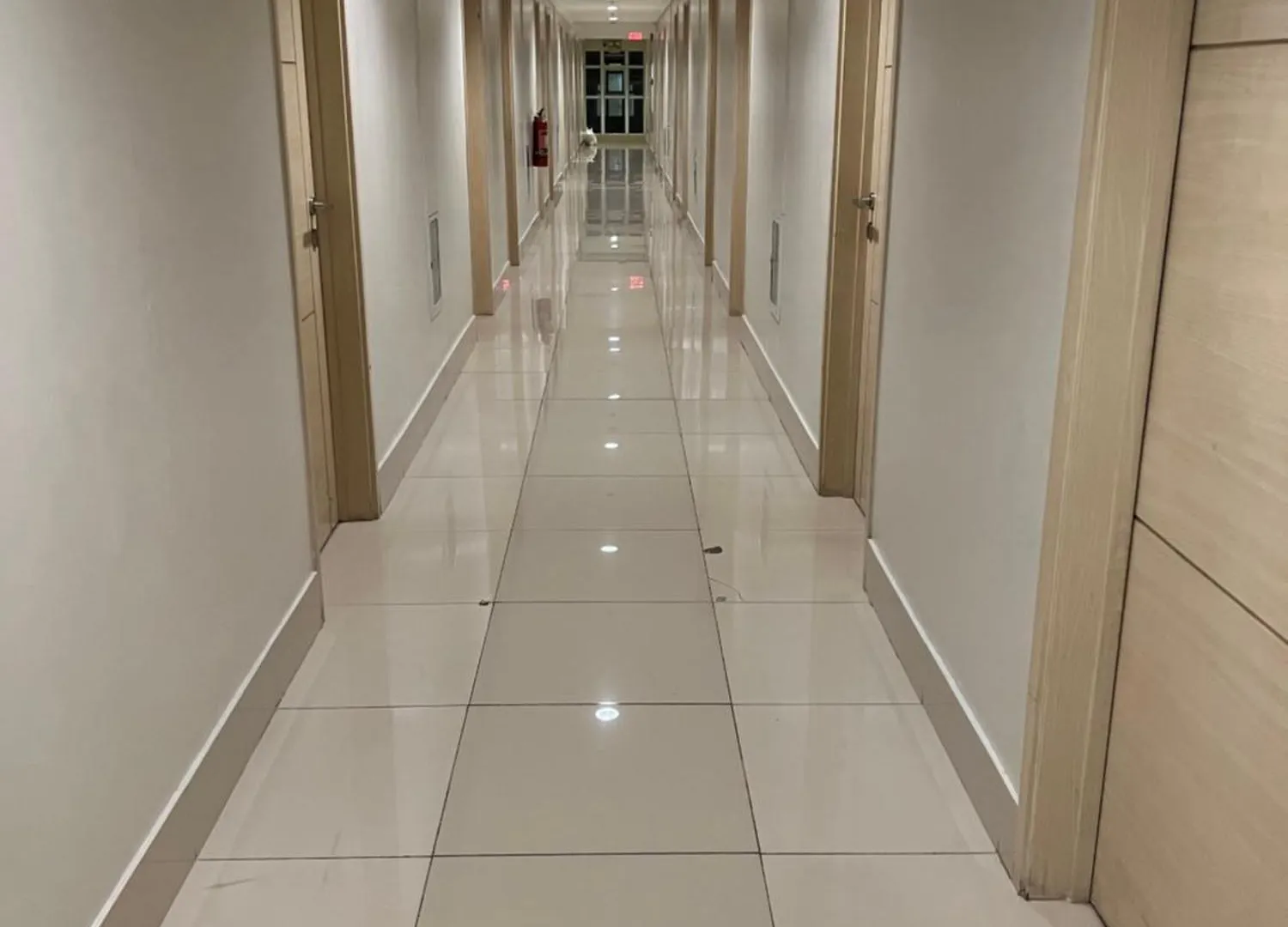 Sea Residences Mall Of Asia Christian And Jona Manila 0*,  Filipinler